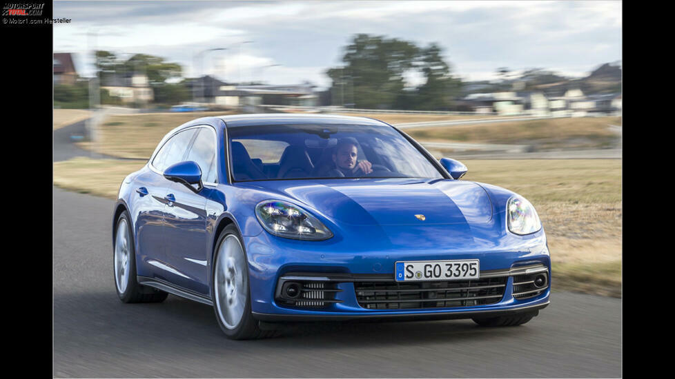 Für den Sport Turismo gibt es anfangs fünf Motoren mit 330 bis 550 PS