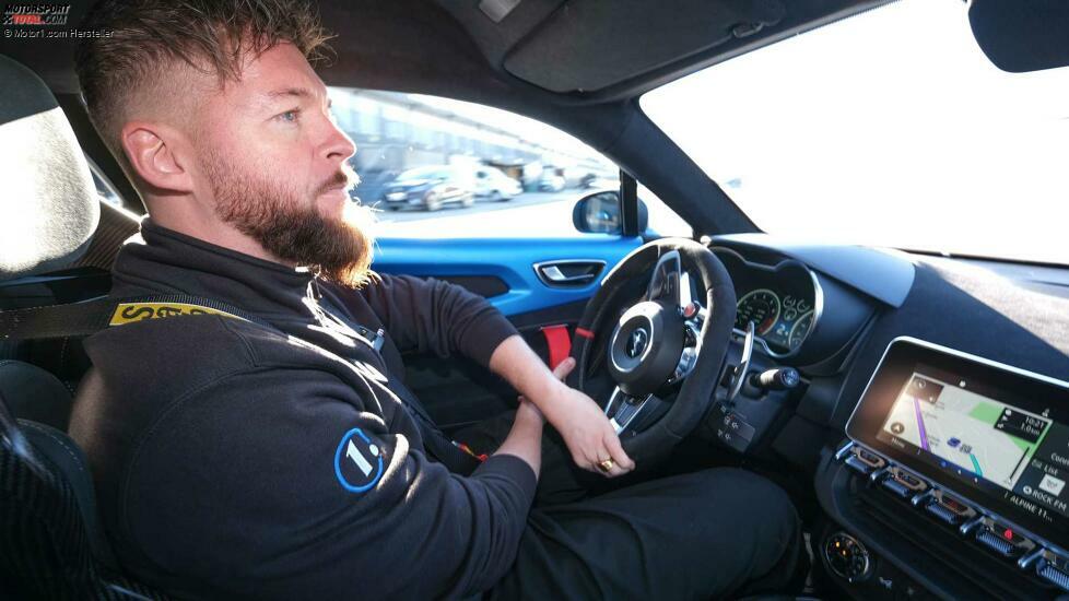 Alpine 110R_02