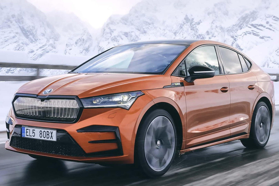 Wie der VW ID.4/5 und der Audi Q4 e-tron (Sportback) erhält nun auch der Enyaq den neuen 210-kW-Motor des Konzerns: Wir haben zwei Allradler getestet