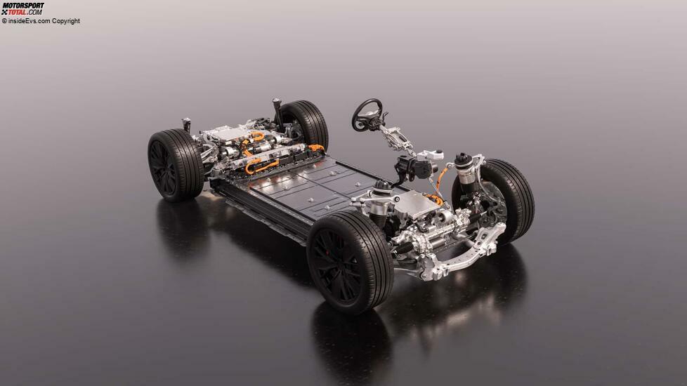 Porsche Macan (2024): Chassis mit Allradantrieb und Batterie