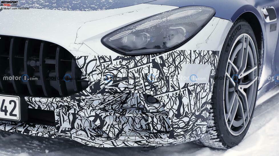 Mercedes-AMG GT53 Coupe (2024) Erlkönigfotos