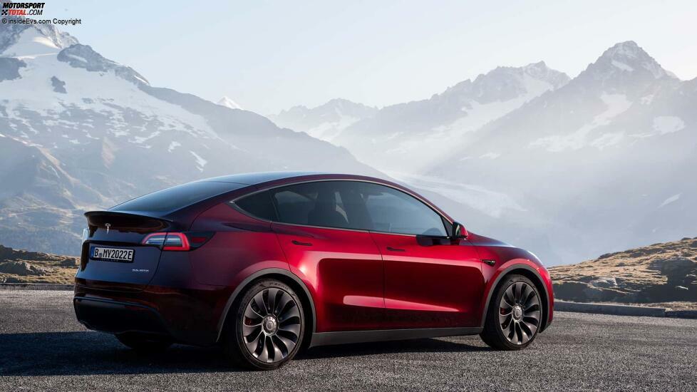 Tesla Model Y (2023)