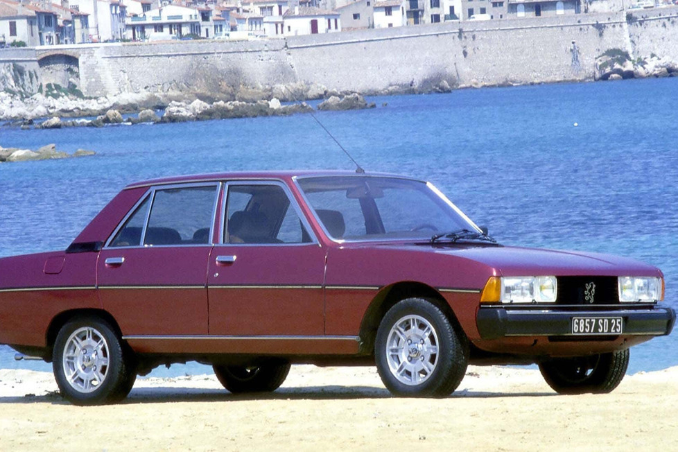 Mit eckigen Formen wollte Peugeot in den 1970ern nach langer Zeit wieder in die Oberklasse vorstoßen, doch trotz Sechszylinder scheiterte der 604