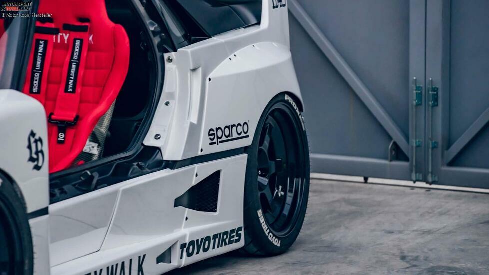 Mazda Autozam AZ-1 Ferrari F40 Bausatz von Liberty Walk
