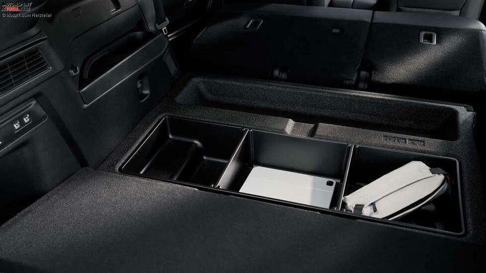 2025 Mazda CX-70 Bodenboxen für den Innenraum des Laderaums