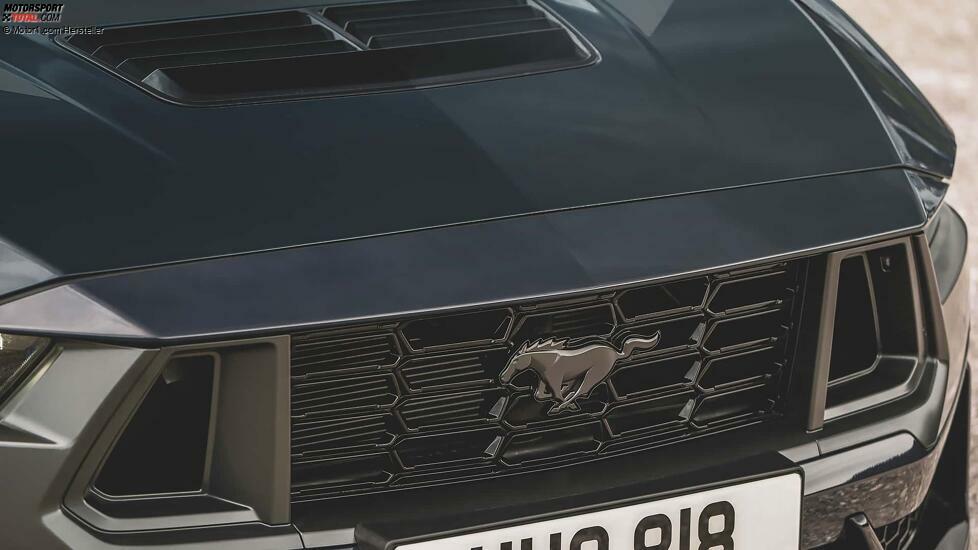 Ford Mustang Dark Horse (2024)