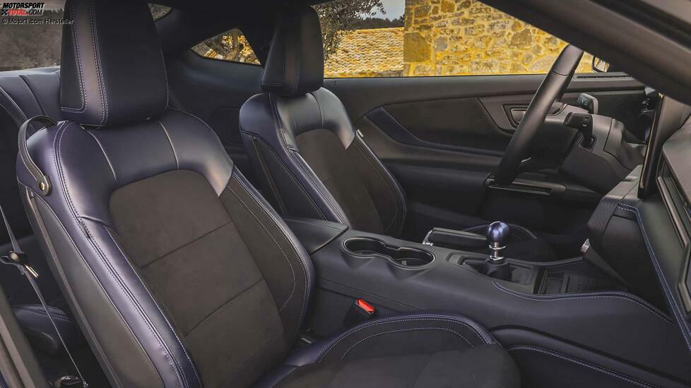 Ford Mustang Dark Horse (2024)