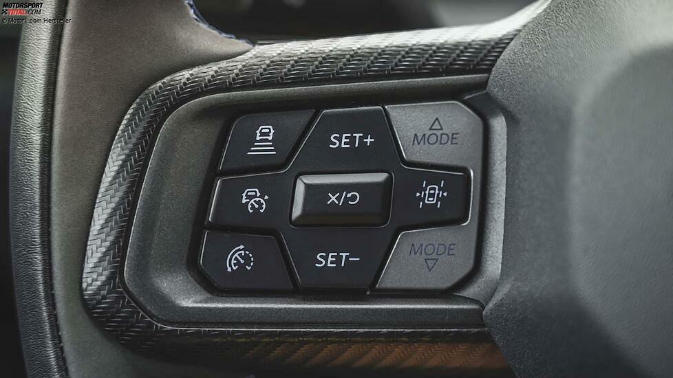 Ford Mustang Dark Horse (2024)