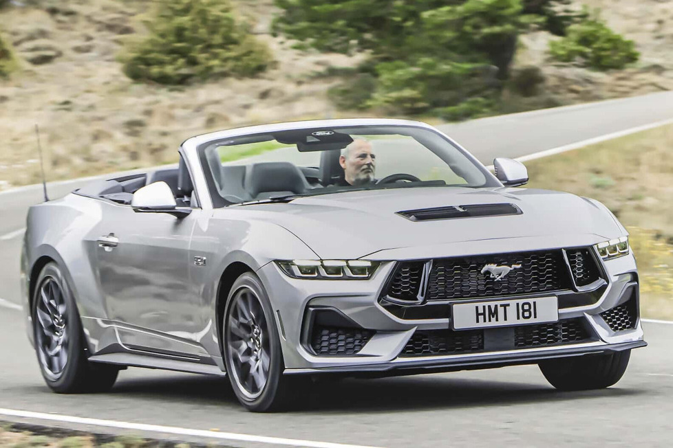 Der neue Ford Mustang ist jetzt auch in Deutschland als Coupé, Cabrio und Dark Horse bestellbar: Der Preis für den Sportwagen hat es aber in sich