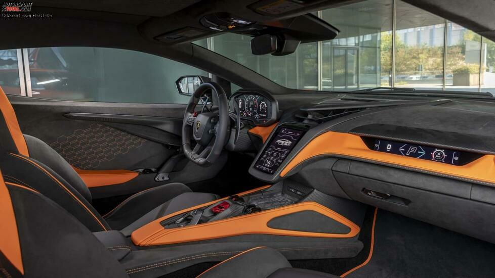 Lamborghini Revuelto