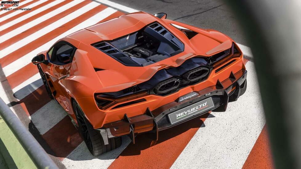 Lamborghini Revuelto