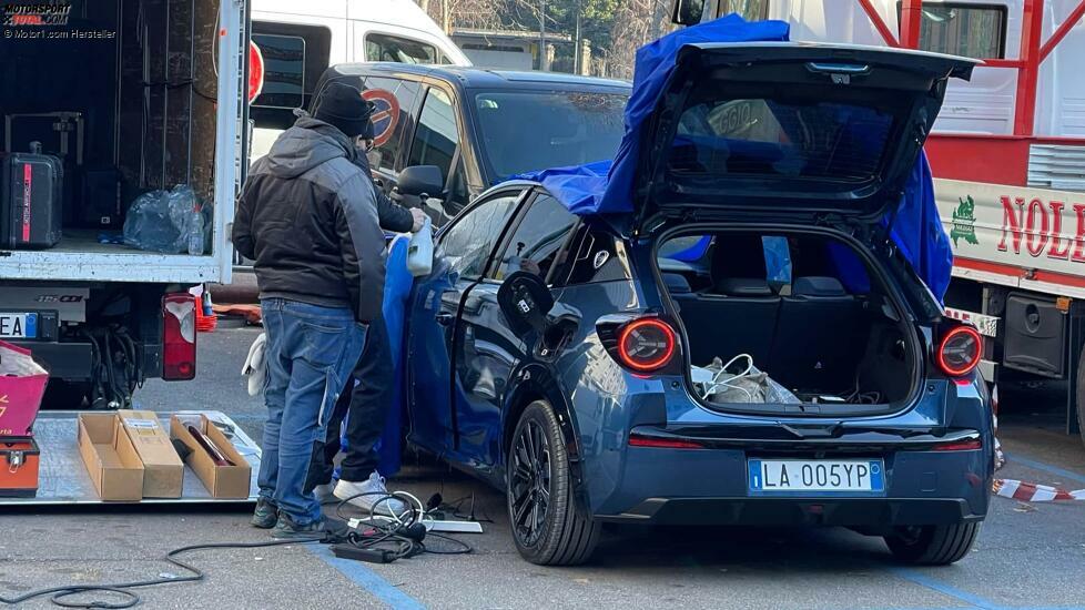 Lancia Ypsilon (2024) geleakte Fotos ohne jedwede Tarnung