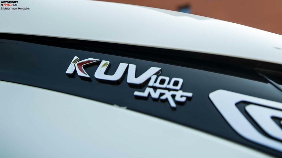 Mahindra KUV100