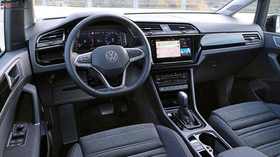 VW Touran (2023)