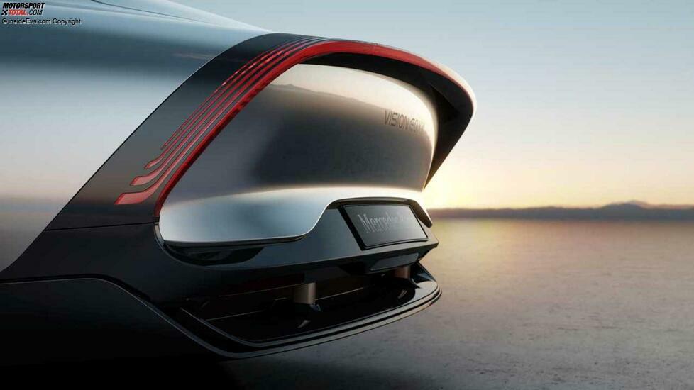 Mercedes Vision EQXX: Das steil abfallende Heck mit Lichtleiste und eingefahrenem Diffusor