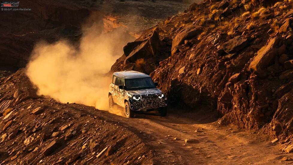 Land Rover Defender Octa (2024) Teaser