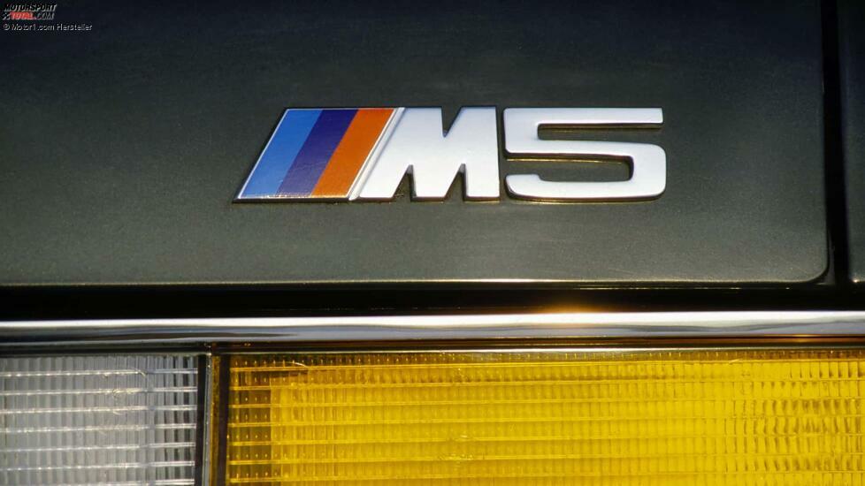 BMW M5 (E28, 1984-1987)