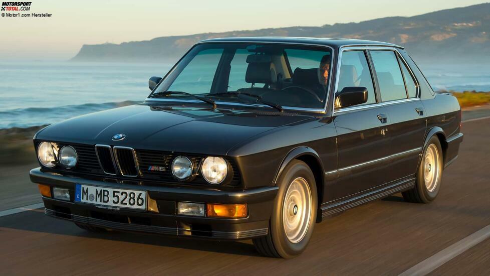 BMW M5 (E28, 1984-1987)