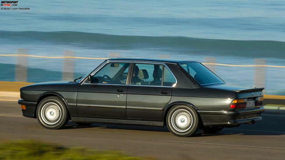 BMW M5 (E28, 1984-1987)