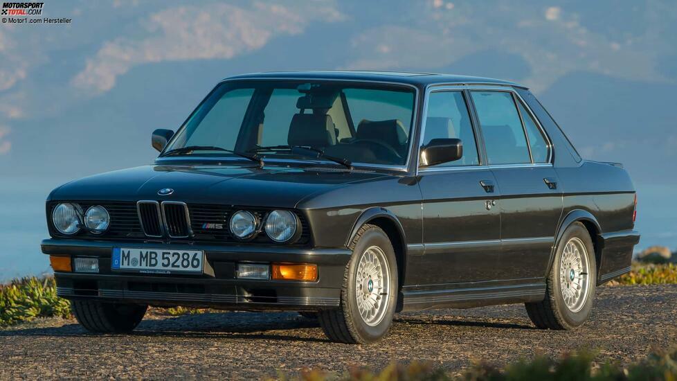 BMW M5 (E28, 1984-1987)