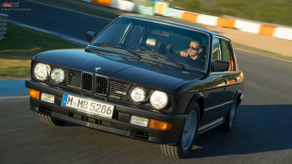 BMW M5 (E28, 1984-1987)