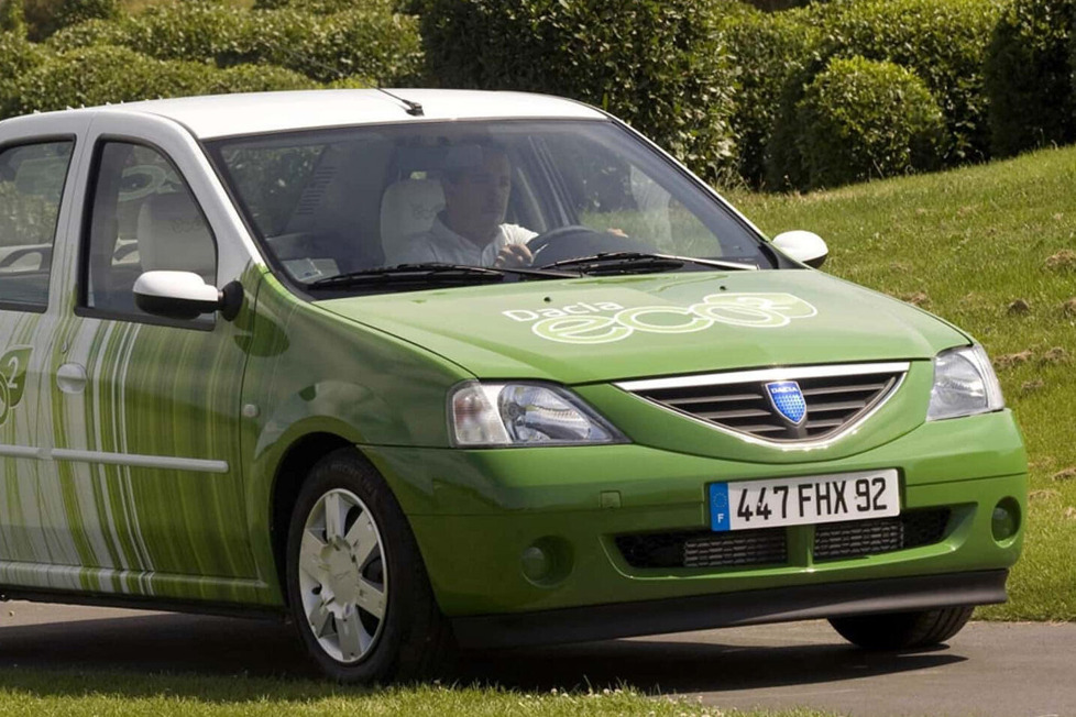 Im Jahr 2007 wurde der Dacia Logan Eco2 vorgestellt, ein Prototyp, der im Vergleich zum Serienmodell besonders effizient sein sollte
