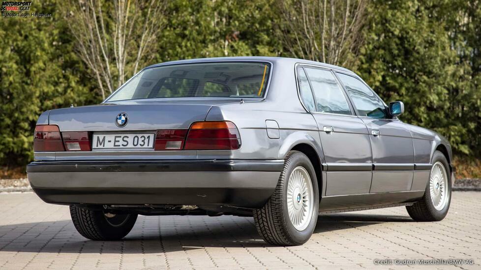 BMW 750iL V16 Goldfisch (1990)