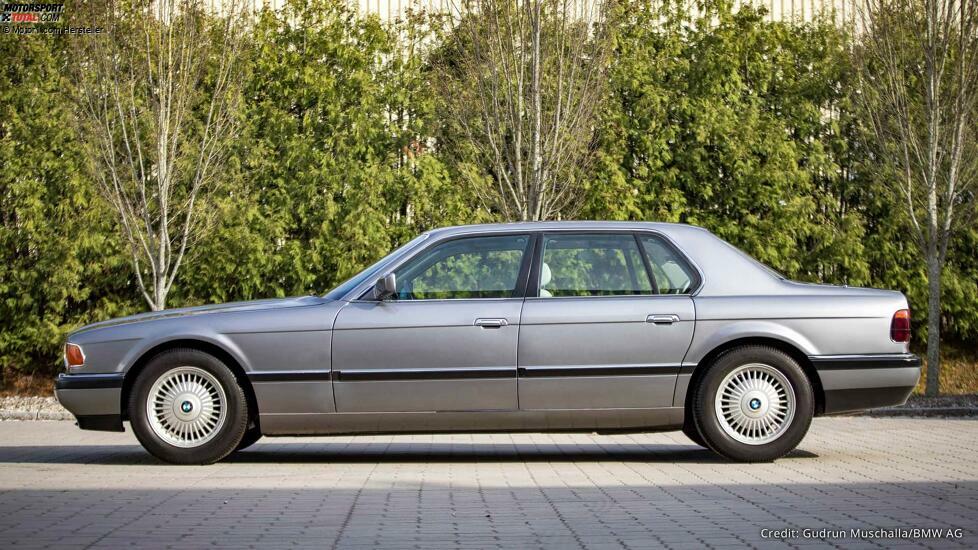 BMW 750iL V16 Goldfisch (1990)