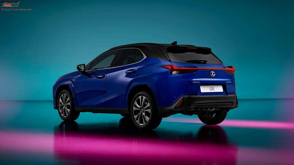 Lexus UX (2024)