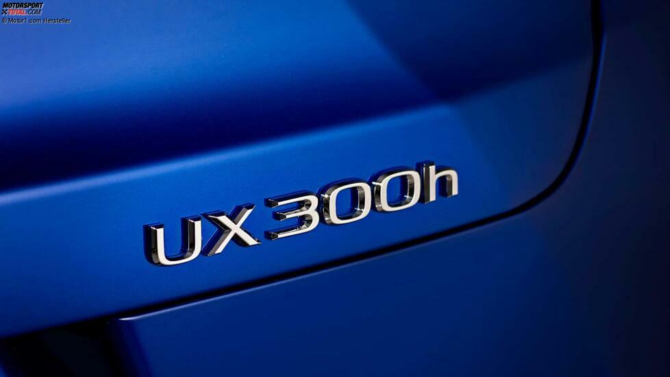 Lexus UX (2024)