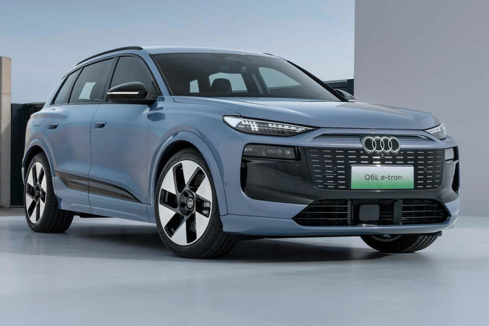 Auf der Auto China in Peking präsentiert Audi eine eigenständige Variante des Q6 e-tron mit mehr Reichweite für seinen größten Markt