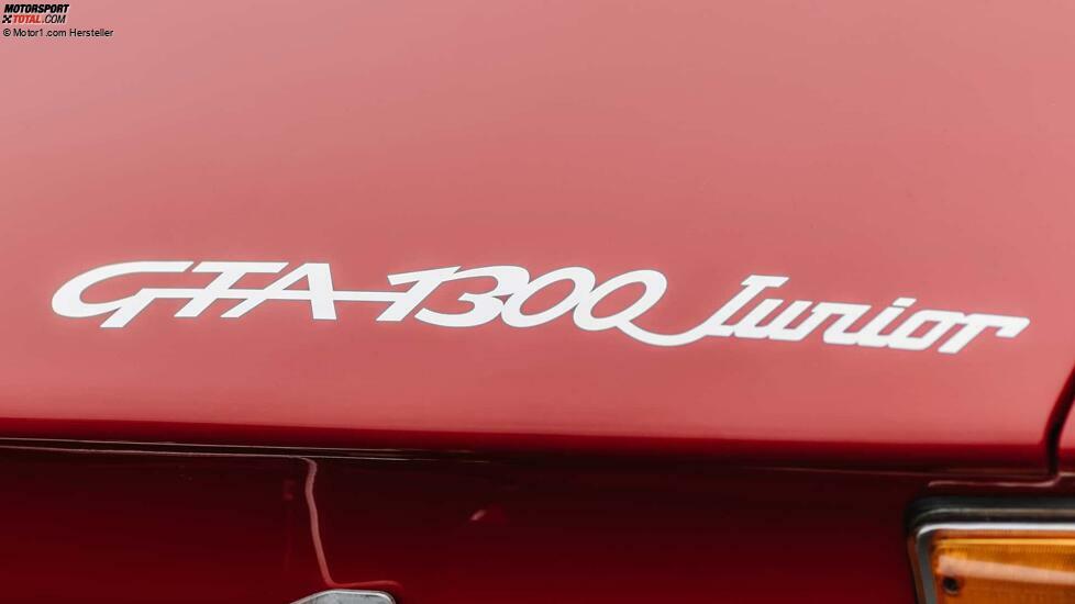 Alfa Romeo Giulia GTA 1300 Junior Corsa