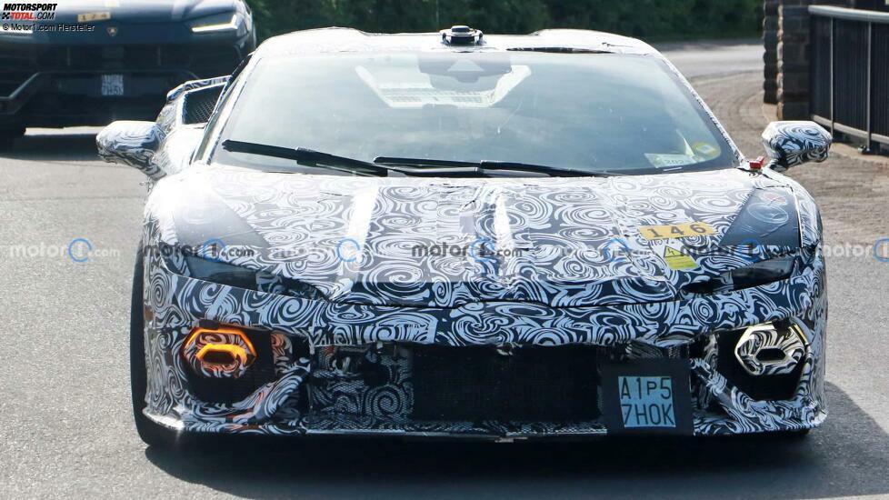 Nachfolger des Lamborghini Huracán (2024) als Erlkönig