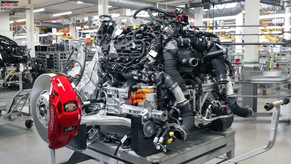 Bentley Ultra Performance Hybrid V8 (2024)