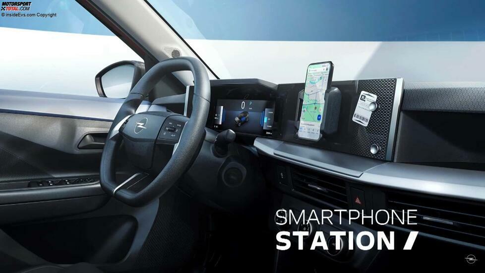 Opel Frontera Electric in der Basisversion mit Smartphone-Halterung