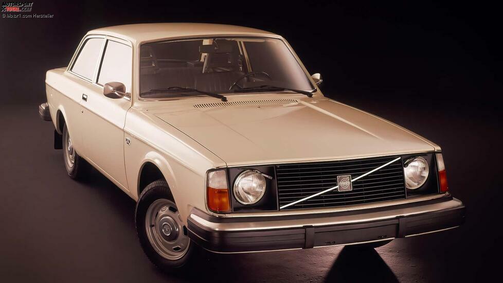 Volvo 240 (1974-1993)