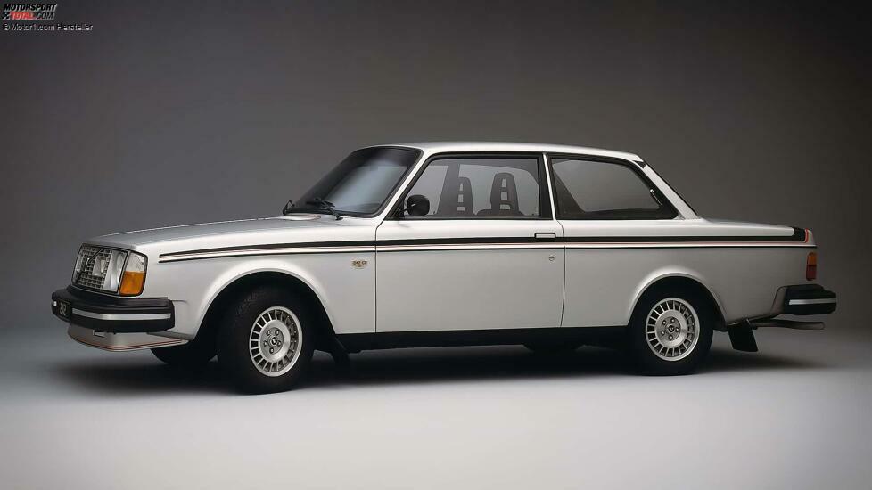 Volvo 240 (1974-1993)