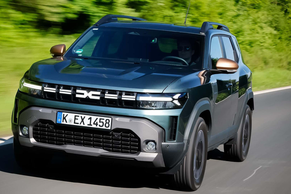 Nach einer ersten Testfahrt mit dem Dacia Duster Hybrid 140 gibt es einen guten Grund, warum wir das Modell mit diesem Antrieb nicht kaufen würden