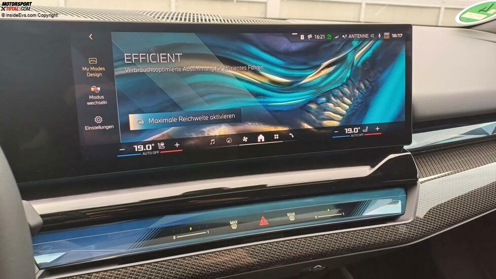 BMW i5 Touring: Der Efficient-Modus (mit bläulicher Zierleiste)