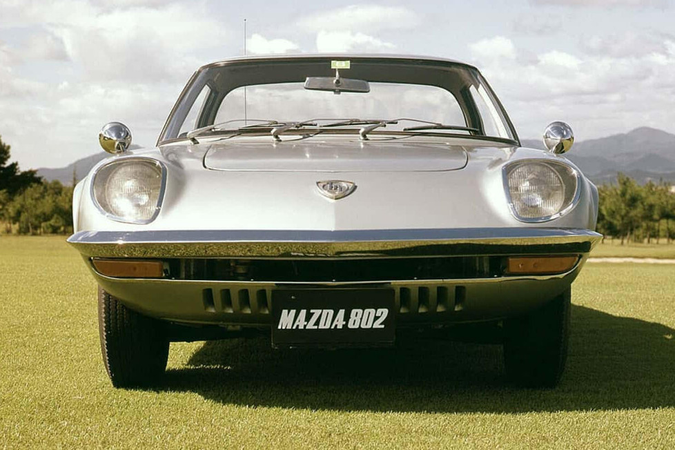 Wir blicken zurück auf die Geschichte des Mazda 802 Prototype, des ersten Autos der japanischen Marke mit Wankelmotor