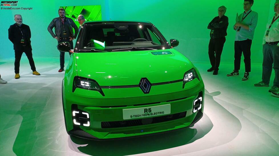 Renault 5 E-Tech Electric (2024) in Popgrün