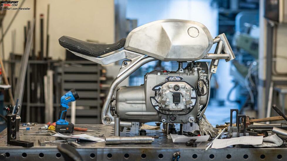 BMW Motorrad R20 Concept 2024