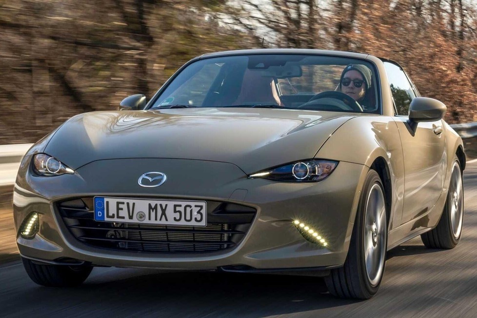 Eine Zeit lang wollte Mazda den MX-5 und einen neuen RX-7 sich eine gemeinsame Plattform teilen lassen