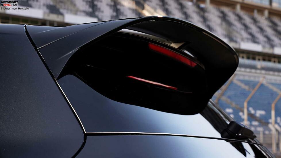 VW Golf R Black Edition (2024)