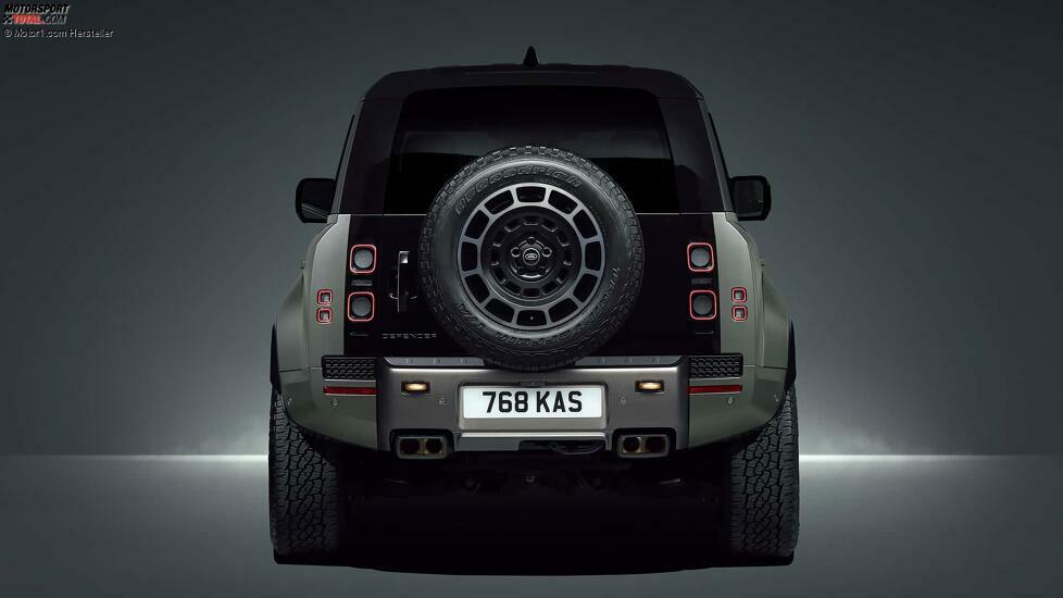 Land Rover Defender OCTA (2024)