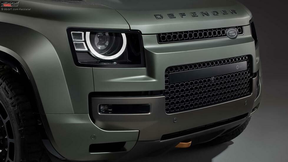 Land Rover Defender OCTA (2024)