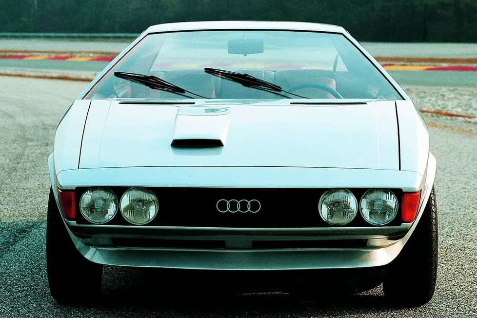 Der kantige Asso di Picche von 1973 wurde von Italdesign entworfen und von Giorgetto Giugiaro auf der Basis des Audi 80 gestylt.