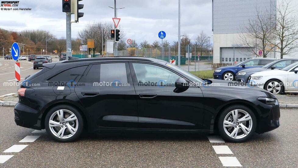 Audi A5 Avant (2024) mit weniger Tarnung