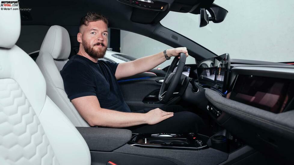 Audi A6 Avant e-tron (2024)
