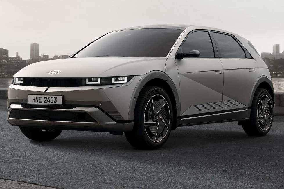 Der Ioniq 5 bekommt eine neue 84-kWh-Batterie, die Basisversion hat künftig 63 statt 58 kWh - Neben mehr Reichweite gibts auch noch Rabatt